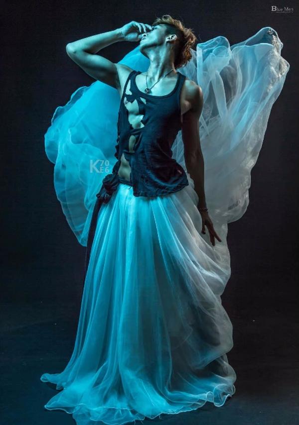 Whoseman-12-芬達Maxime譜出的異國情慾